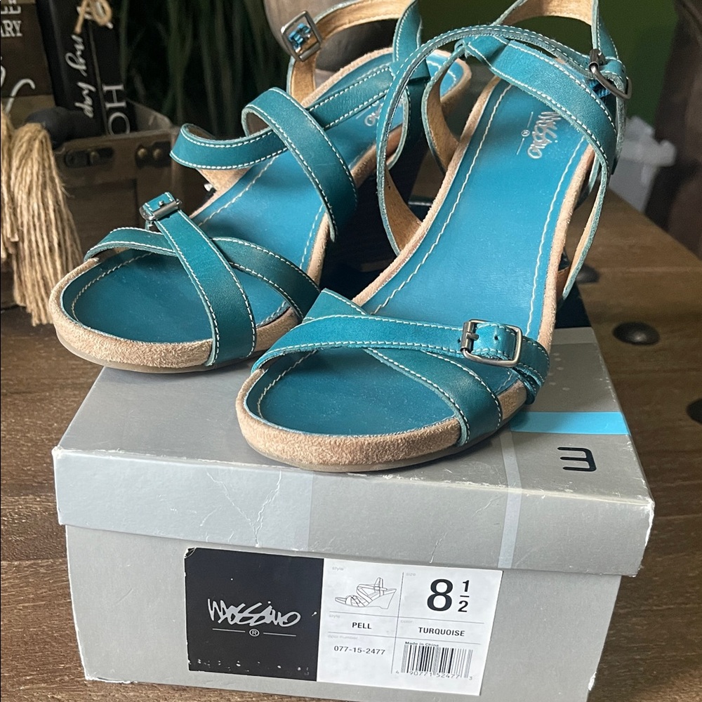 Mossimo Supply Co. Teal Women's Sandals